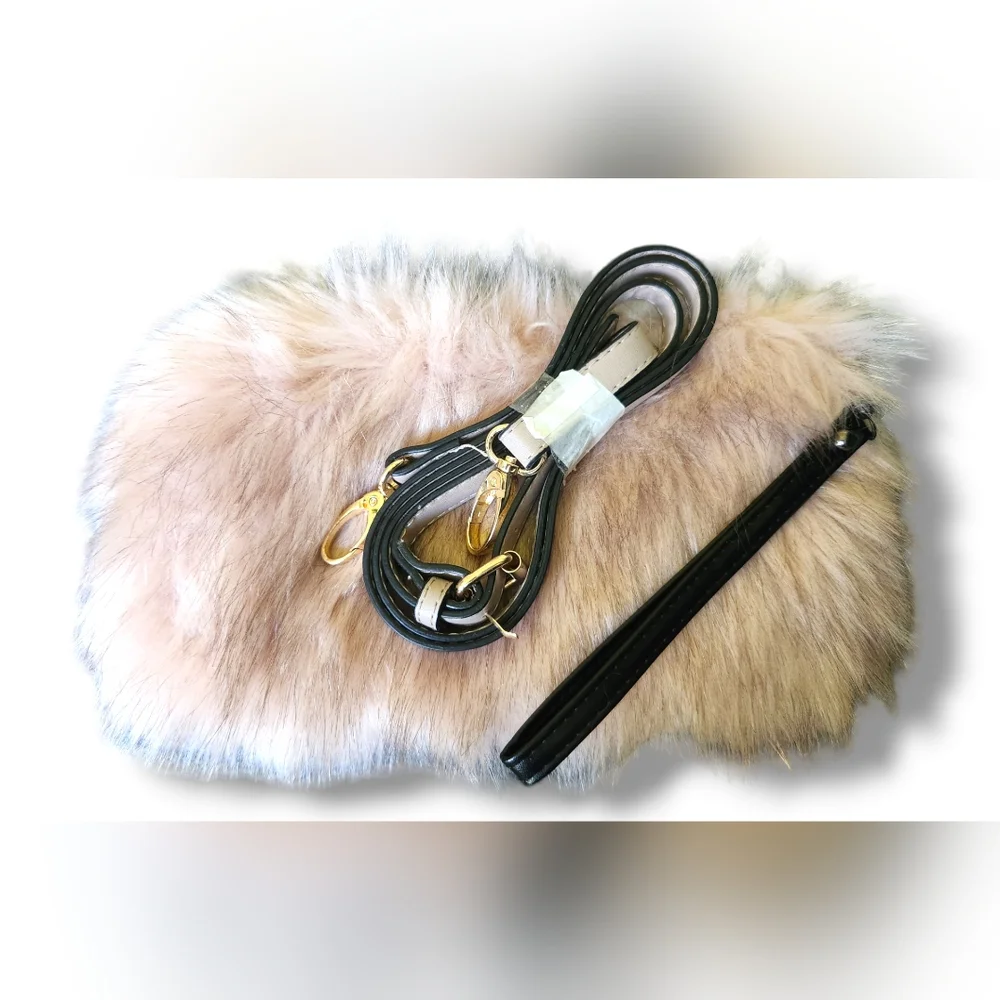 Pink Faux Fur Clutch Purse Soft Girl Coquette Barbiecore Pastel Bag Y2K Glam - Picture 1 of 3